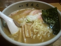 「チャーシューらーめん」@麺屋吉左右の写真