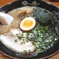 「黒竜とんこつラーメン（カタメ） ￥500」@とんこつらーめん 黒竜の写真