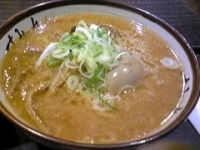 「味噌らーめん【900円】、味玉【100円】」@すみれ ラゾーナ川崎店の写真