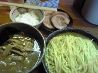 「チャーシューつけ（中盛・あつもり）+メンマ+小ご飯」@麺彩房 中野本店の写真