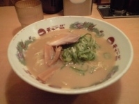 「こってり中華そば並（680円）」@天下一品 新宿西口店の写真