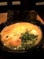 「丸鶏醤油ラーメン 750円  小ごはん」@一合舎 前橋店の写真