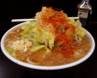 「大豚ラーメン（野菜多め・ニンニク・唐辛子）」@ラーメン二郎 鶴見店の写真