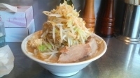 「塩ラーメン やさいまし にんにく少し ￥600」@らーめん大 池袋店の写真
