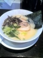 「らーめん+無料替玉 650円也」@博多ラーメン権之助の写真