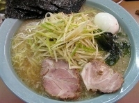 「かいざんラーメン 大盛り（ゆで玉子トッピング）」@ラーメン かいざんの写真