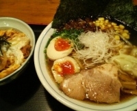 「五目中華そば + 若鶏かつ丼」@麺や食堂 本店の写真