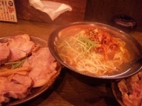 「ネギチャーシューメン大盛+軟骨 920円+100円+120円=1」@らーめん 一真堂の写真