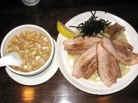 「つけ麺 730円+チャーシュー 250円」@めんや 来吉の写真