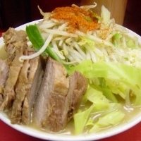 「大豚ダブルラーメン 950円（ヤサイマシマシ・ニンニク・カラメ・」@ラーメン二郎 大宮店の写真