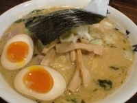 「濃厚味噌ラーメン（+大盛り+味玉）800円+100円+100円=」@らーめん むつみ屋 亀戸店の写真