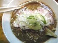 「豚骨煮干しらーめん（700円）」@青樹の写真