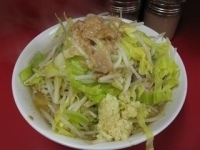 「小ラーメン豚入り ヤサイニンニクアブラ」@ラーメン二郎 ひばりヶ丘駅前店の写真