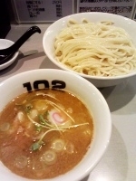 「つけ麺（大盛）」@つけめん102 大宮店の写真