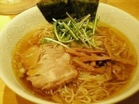 「だんらんめん（醤油）+大盛+サービス餃子」@ラーメン&どんぶり だんらんの写真