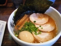 「特製らー麺 普通盛」@麺屋 茅根の写真
