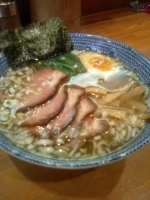 「特製ら～めん 醤油味 平打麺」@藍嶌の写真