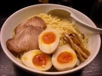 「つけ麺、味玉」@ラーメン 山村 若葉店の写真