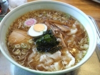 「ワンタン麺」@大勝軒 武蔵増戸店の写真