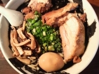 「黒武骨味玉チャーシュー」@麺屋武蔵 武骨の写真