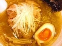 「しおらーめん」@燵家製麺の写真