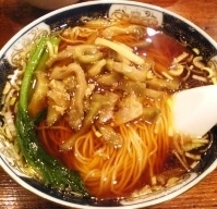 「搾菜麺（ざあさいめん）+無料ライス」@支那麺 はしご 入船店の写真