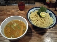 「つけ麺大盛り」@つじ田 神田御茶ノ水店の写真