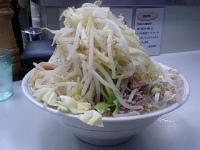 「塩らーめん（野菜多め）+豚（ちゃーしゅー）+味付卵+めんま+ねぎ」@ラーメン大 我孫子店の写真