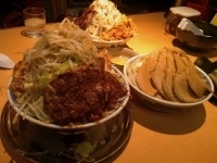 「男盛汁無し 大盛 野菜マシマシ別丼 豚のせ」@本家大黒屋本舗 平井店の写真