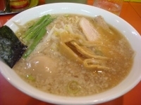 「ラーメン（麺固め）、味玉」@本格的豚骨そば まりぼの写真