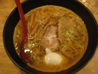 「塩らーめん」@つけめん・らーめん かもんの写真