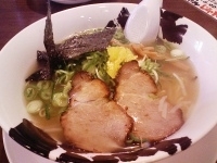 「あっさりしおラーメン+餃子セット」@麺虎の写真