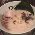 「豚骨ラーメン（かため）+替え玉（無料・バリカタ）+チャーシュー」@俺達の麺Style Boo Boo Kingの写真