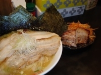 「三笑らーめん+辛しねぎ」@麺や三笑 はじめの写真