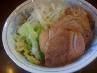 「豚増しらーめん（麺少なめ）800円」@らーめん陸の写真