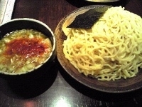 「【ブログ限定】つけ麺「赤」特盛あつもり5辛（590円）」@つけ麺 大臣 宇田川町店の写真