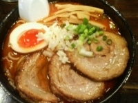 「ラーメン700円+チャーシュー（2枚）増し200円+激辛100円」@中華そば ことぶきやの写真