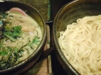 「平打ち麺（大盛り）+ほうれん草+のり」@ぢゃぶ屋 上馬店の写真