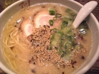 「醤油とんこつラーメン」@でびっと 中延店の写真