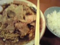 「中華そば（大盛）+チャーシュー+半ライス」@末廣ラーメン本舗 高田馬場分店の写真