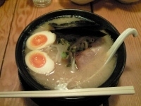 「得吉らーめん / 880円」@九州ラーメン 博多吉もんの写真