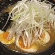 正油らーめん（ねぎ&玉子トッピング）