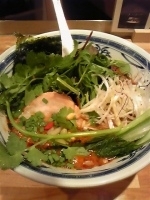 「金の坦々麺 1000円」@瀬佐味亭の写真