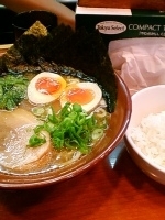 「ゑびすラーメン 小ライス」@らーめん ゑびすの写真