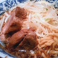 「ラーメン ヤサイ少なめニンニク （600円）」@麺香房 暖々の写真