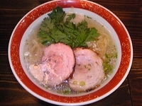 「本丸塩らーめん」@塩らー麺 本丸亭 川崎BE店の写真