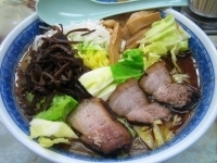 「ラーメン大盛+キャベツ 700円」@くまもとラーメン 山水亭の写真