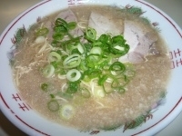 「ラーメン 固めん 600円 + 焼き飯 600円」@八ちゃんラーメンの写真