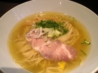 「しおらーめん（700円）」@町田汁場 しおらーめん 進化の写真