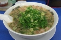 「ラーメン（麺堅め・ネギ多め）」@来来亭 寝屋川高宮店の写真